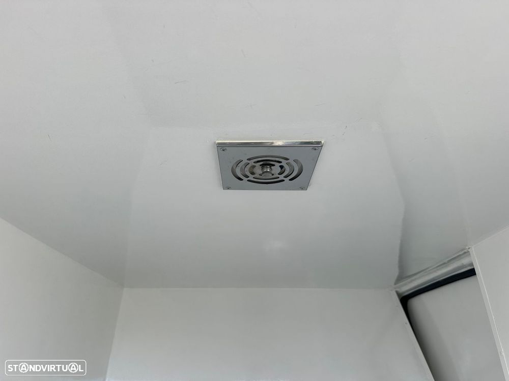 Peugeot Partner 1.5 BlueHDi Premium Longa - 2