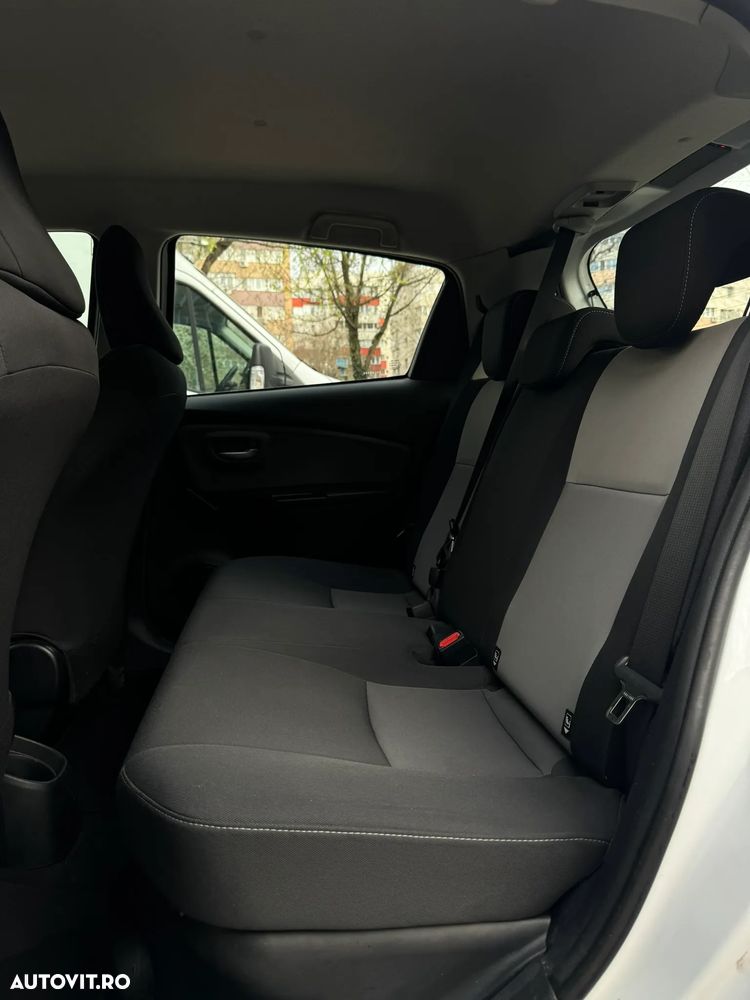Toyota Yaris 1.5 VVT-i Life - 14