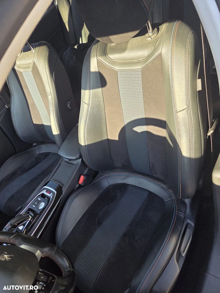 Peugeot 308 BlueHDi FAP 130 EAT8 Stop & Start Tech Edition - 13