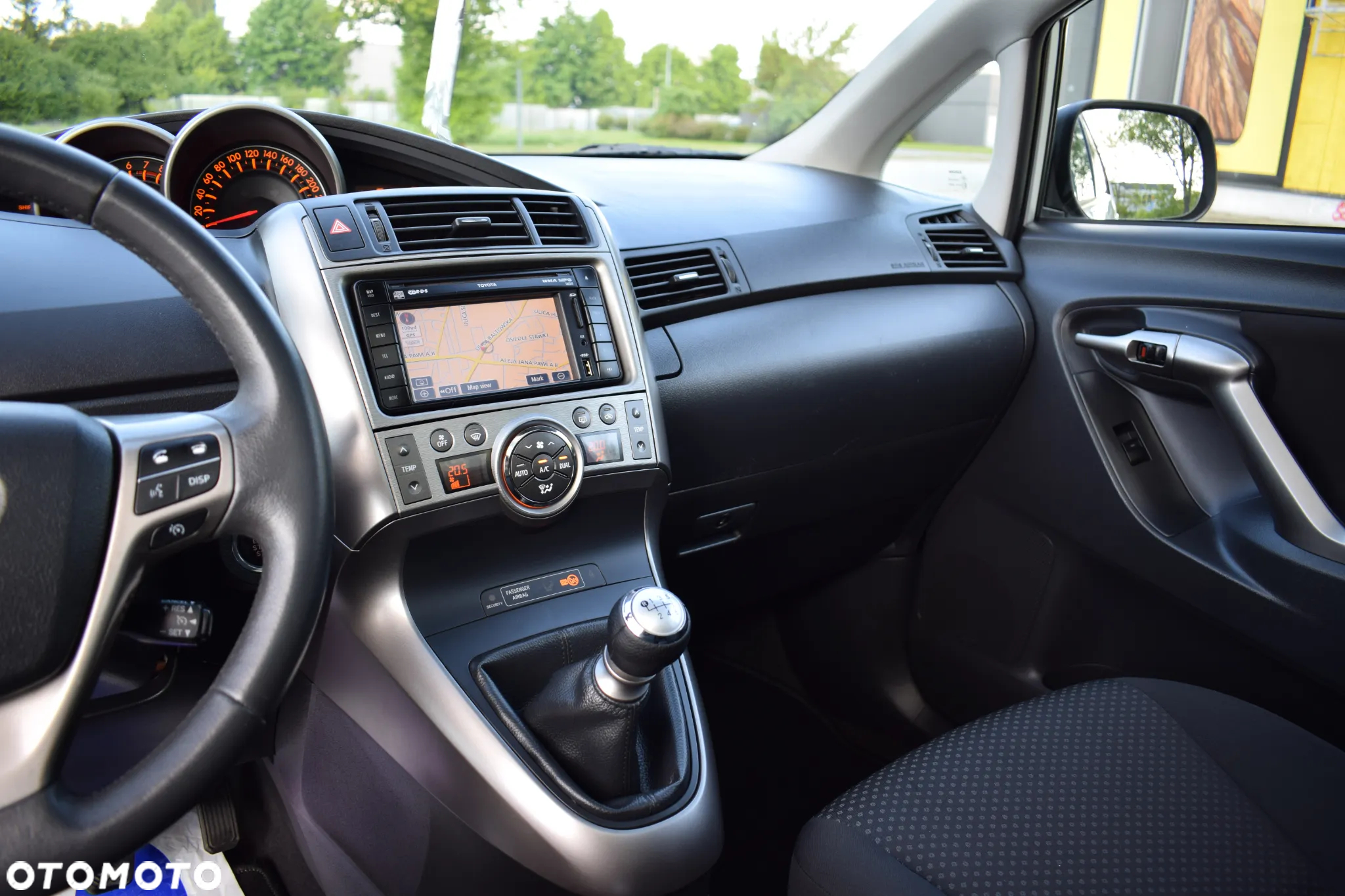 Toyota Verso 1.8 Sol plus 7os - 20