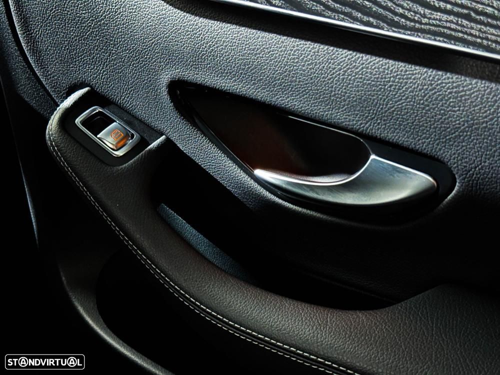 Mercedes-Benz GLC 300 e Coupe 4Matic 9G-TRONIC Edition AMG Line - 28
