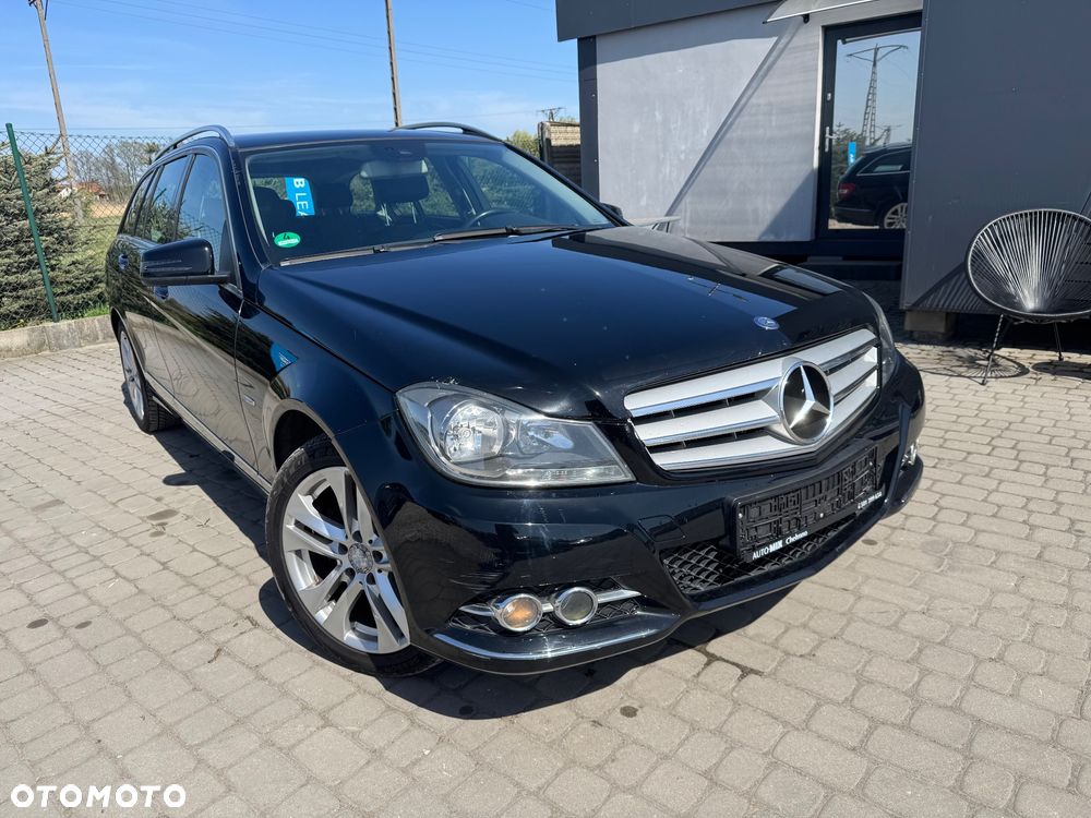 Mercedes-Benz Klasa C 220 CDI Avantgarde DPF Sport Edition + - 9