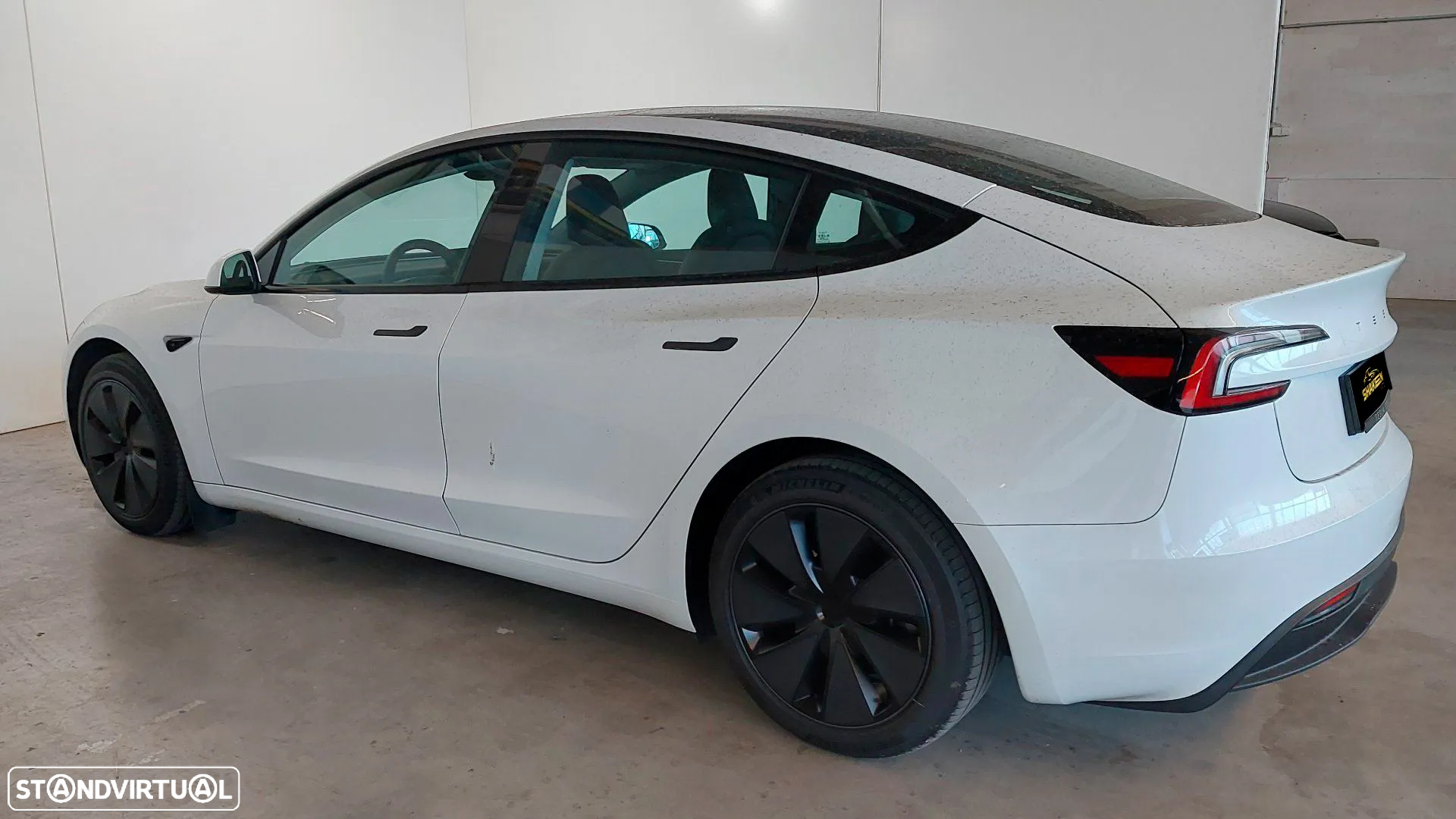 Tesla Model 3 Long Range RWD - 4