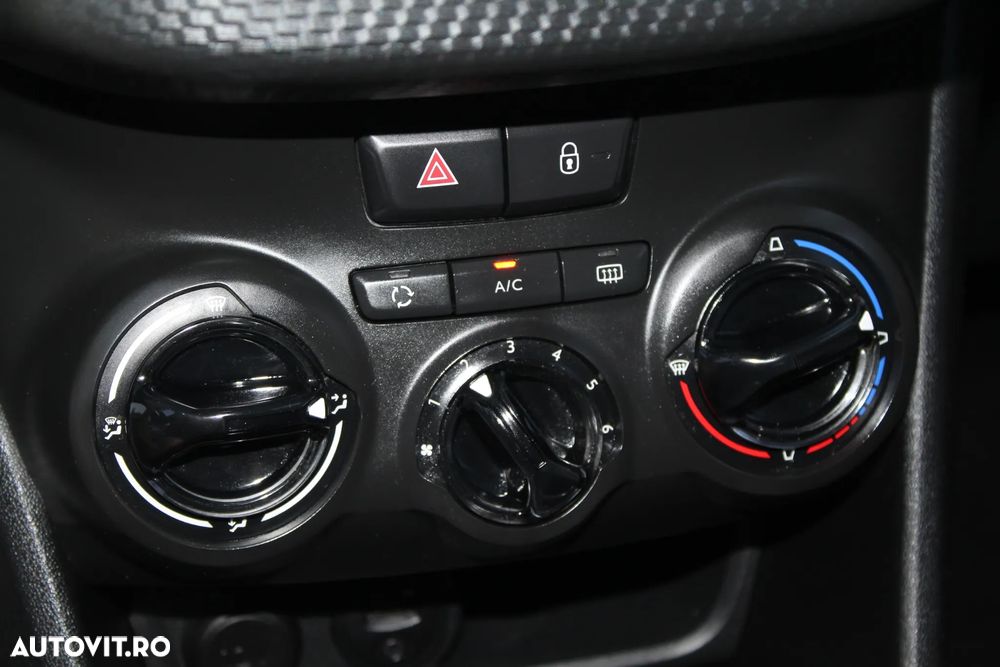 Peugeot 2008 1.6 e-HDi FAP STT Active - 13