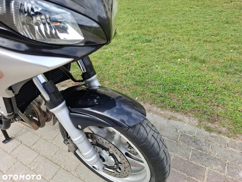 Yamaha FZ6 - 10