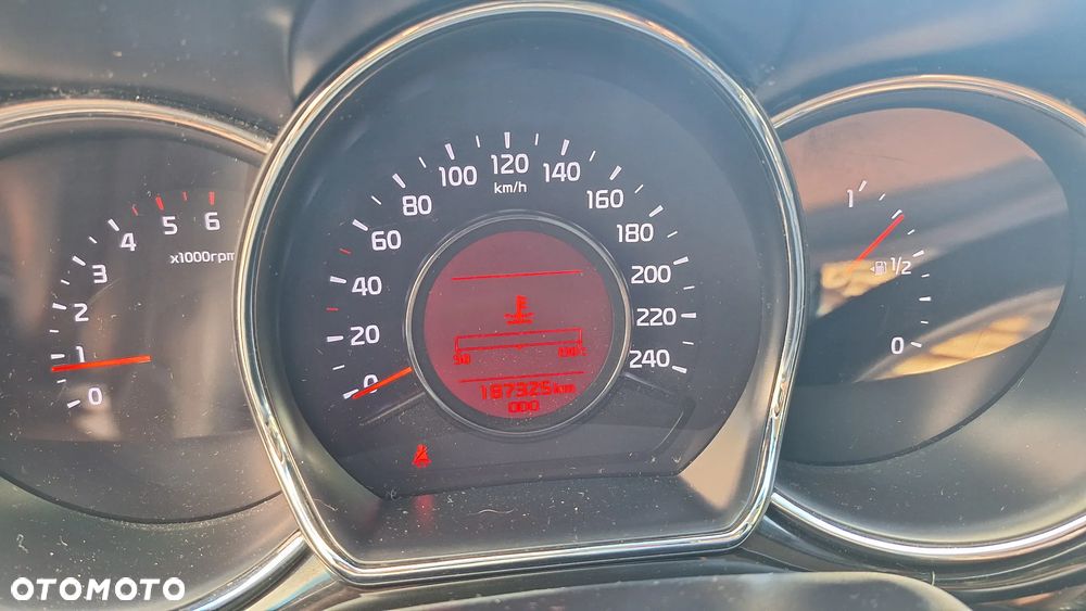 Kia Ceed - 21