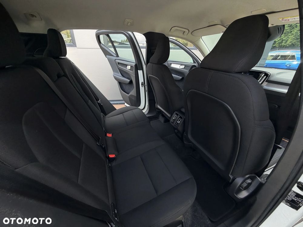 Volvo XC 40 D3 Momentum Pro - 17