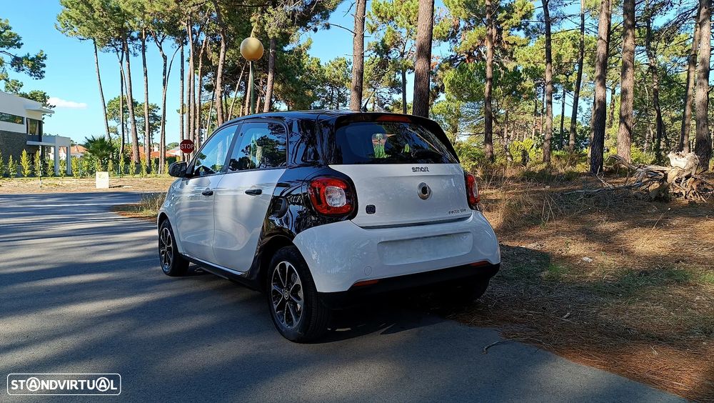 Smart ForFour EQ - 4