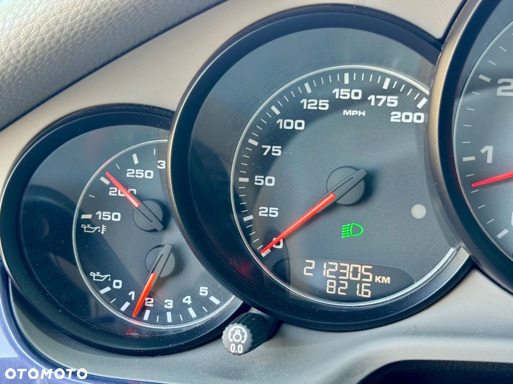 Porsche Panamera 4S PDK - 33
