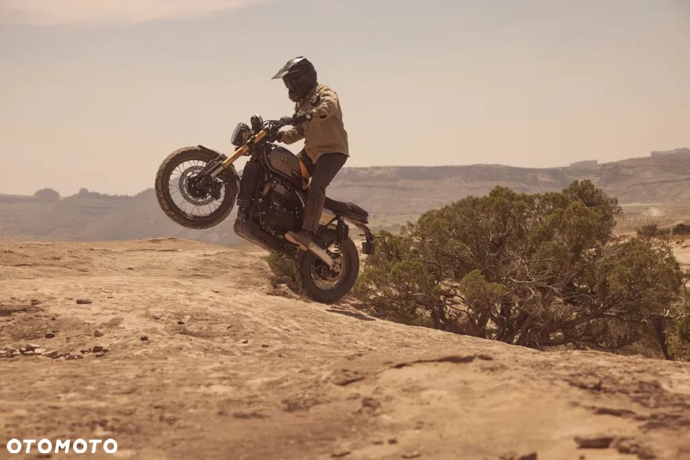 Triumph Scrambler - 2