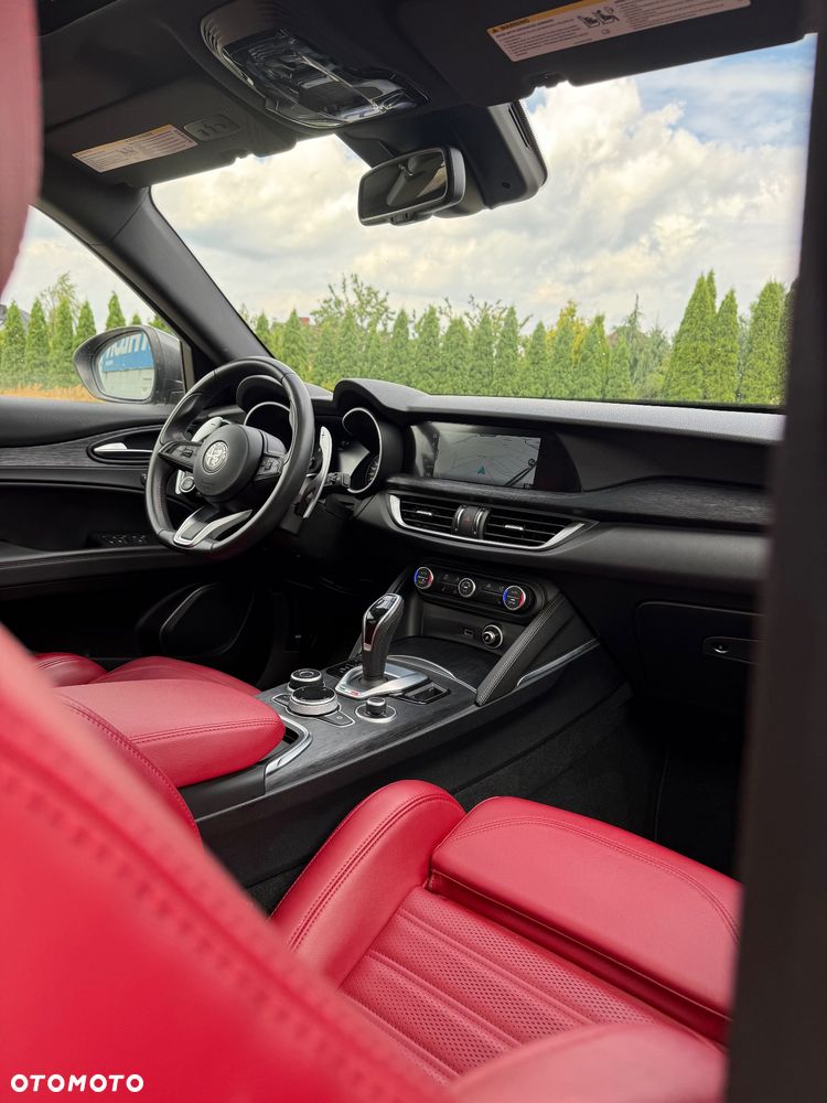 Alfa Romeo Stelvio 2.0 Turbo 16V AT8-Q4 Competizione - 22