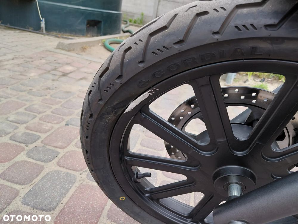 QJMOTOR SRV 125 - 12