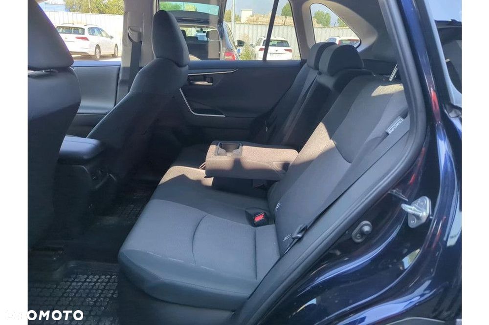 Toyota RAV4 - 7