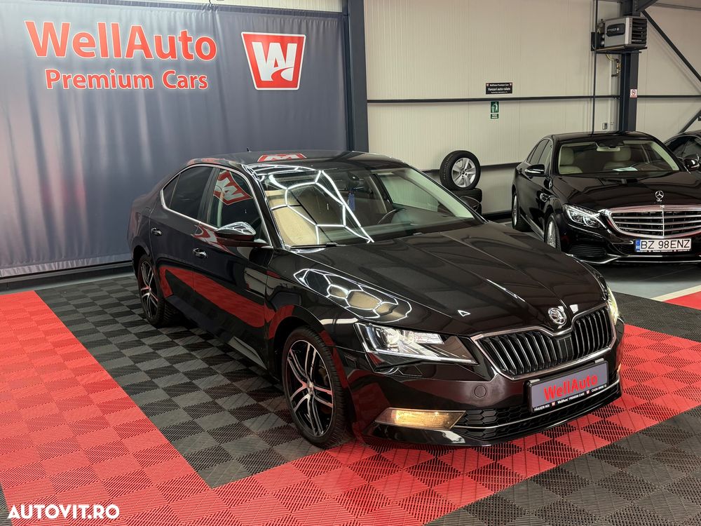 Skoda Superb 2.0 TDI DSG Style - 2