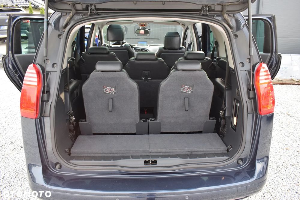 Peugeot 5008 2.0 HDi Allure - 17