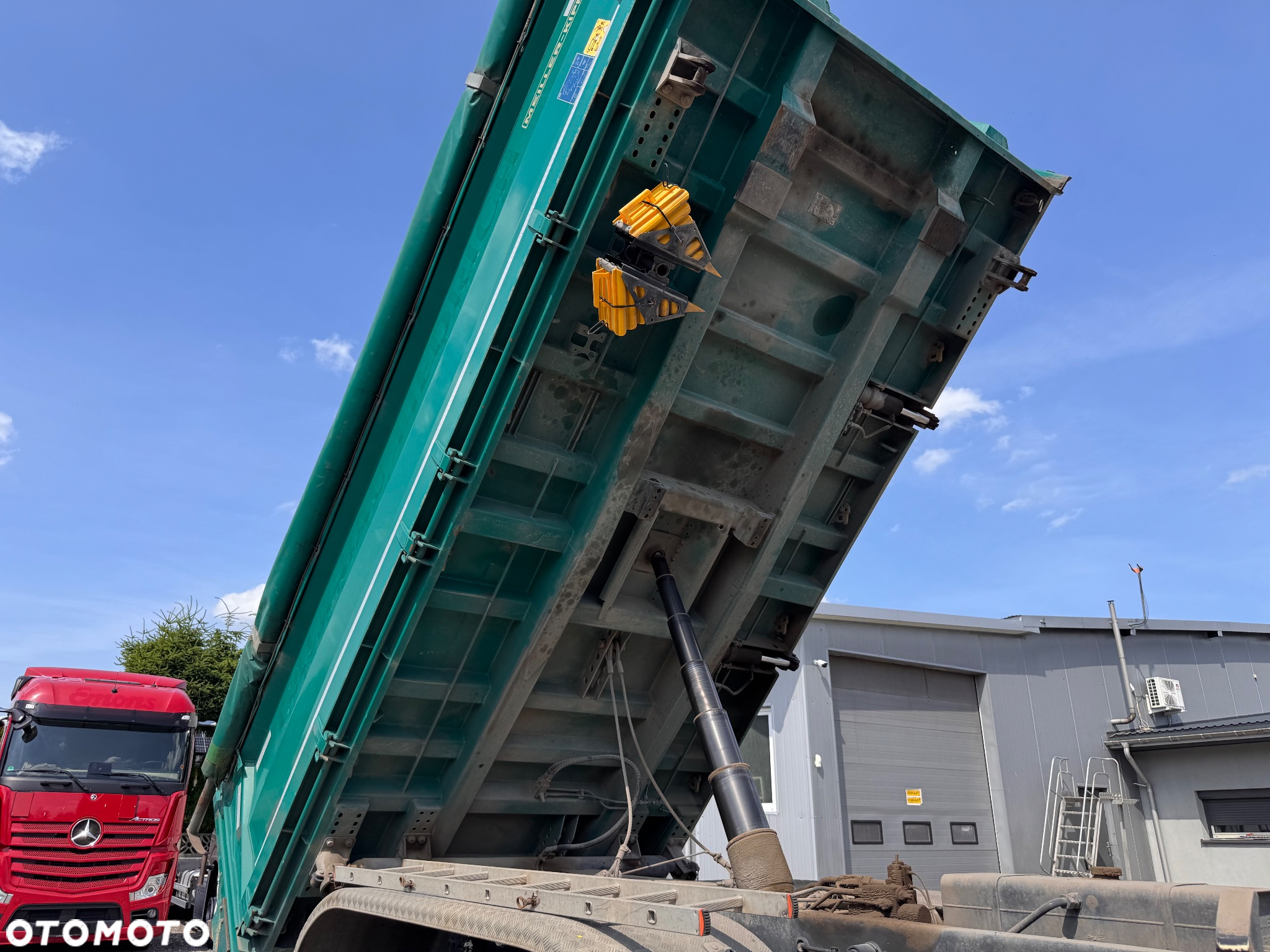 Mercedes-Benz Arocs 6x6 3351 K MEILLER HYDROBURTA - 11