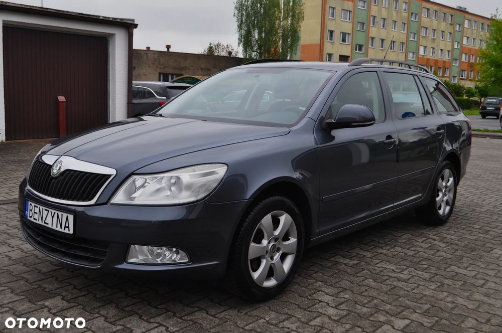Skoda Octavia 1.6 Combi Selection - 3