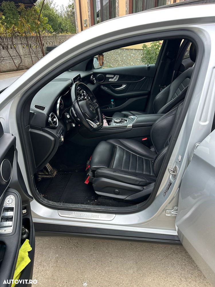 Mercedes-Benz GLC 220 d 4MATIC - 11