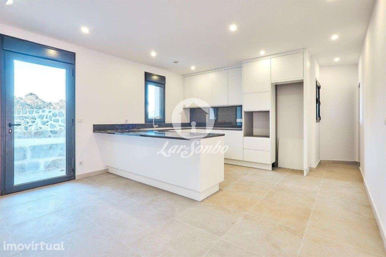 Moradia T5 COMO NOVA em S. Mamede Infesta, Matosinhos - Grande imagem: 4/19