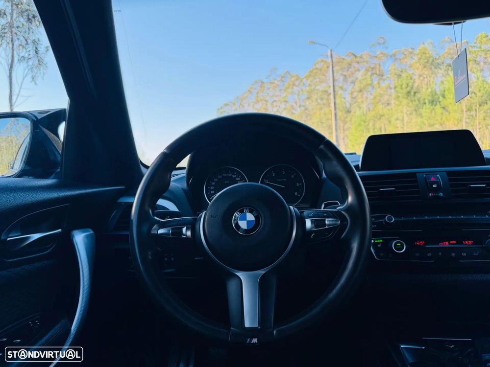 BMW 118 d Pack M - 31