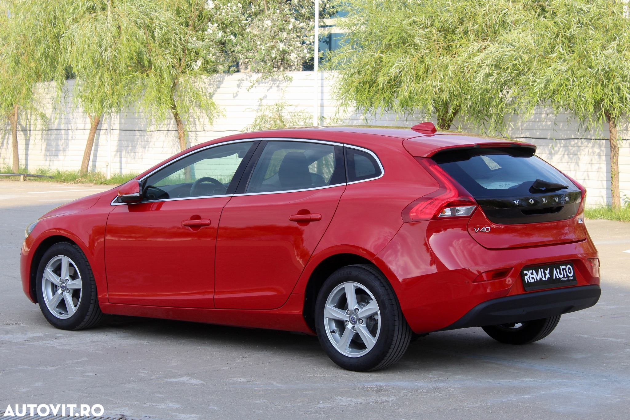 Volvo V40 D2 Momentum - 14
