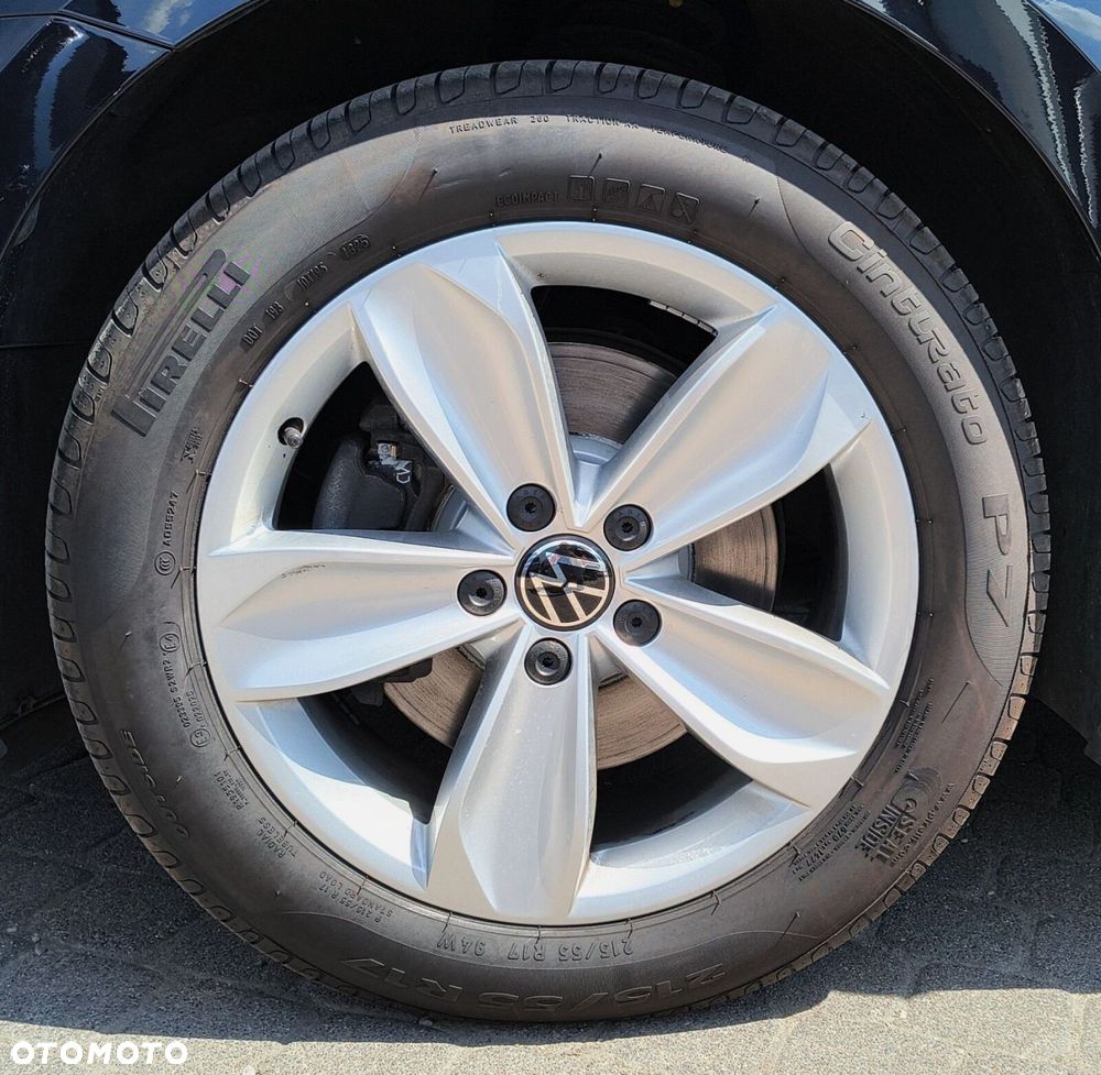 Volkswagen Passat - 28