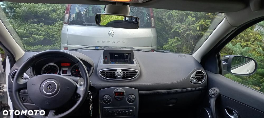 Renault Clio 1.2 16V Dwudziestka Euro5 - 8