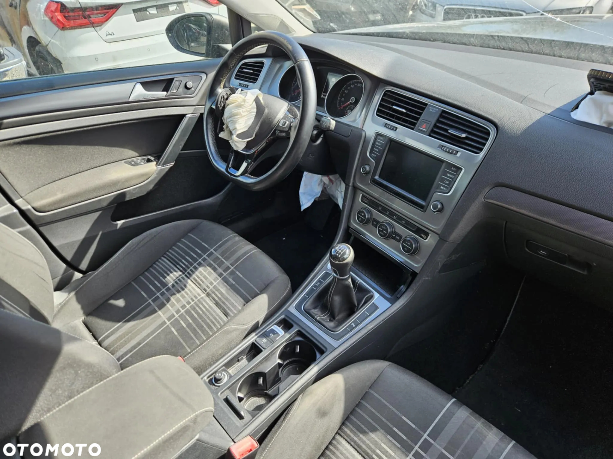 Volkswagen Golf 2.0 BlueTDI Cup - 5