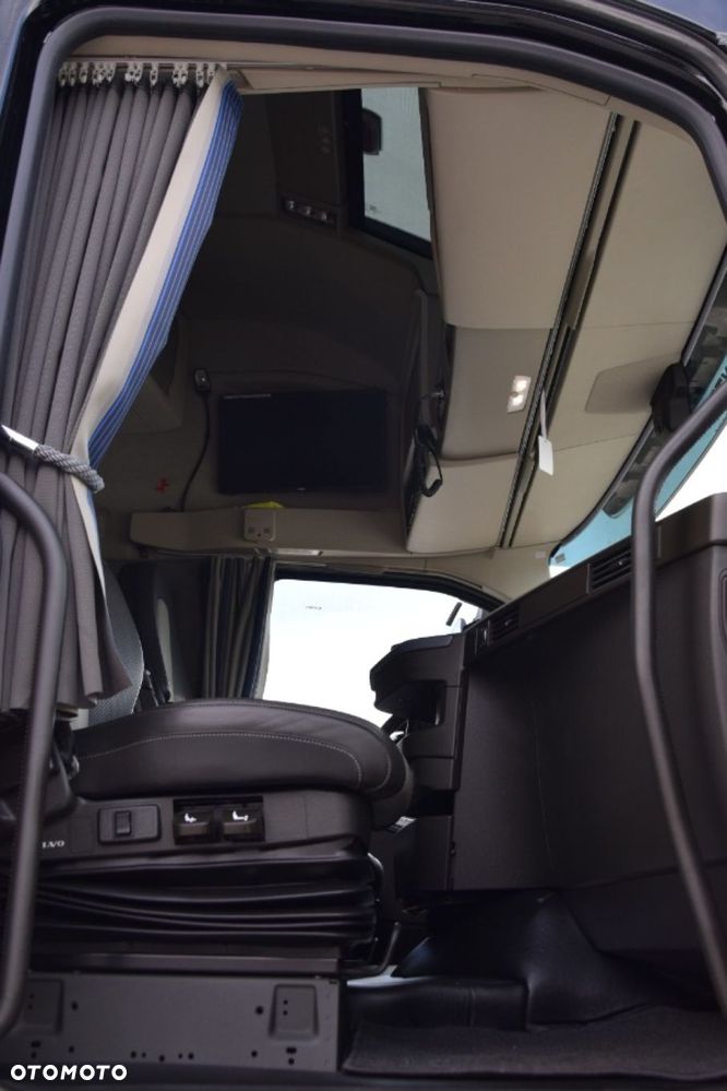 Volvo FH 500 Globetrotter XL Standard Euro6 - 29