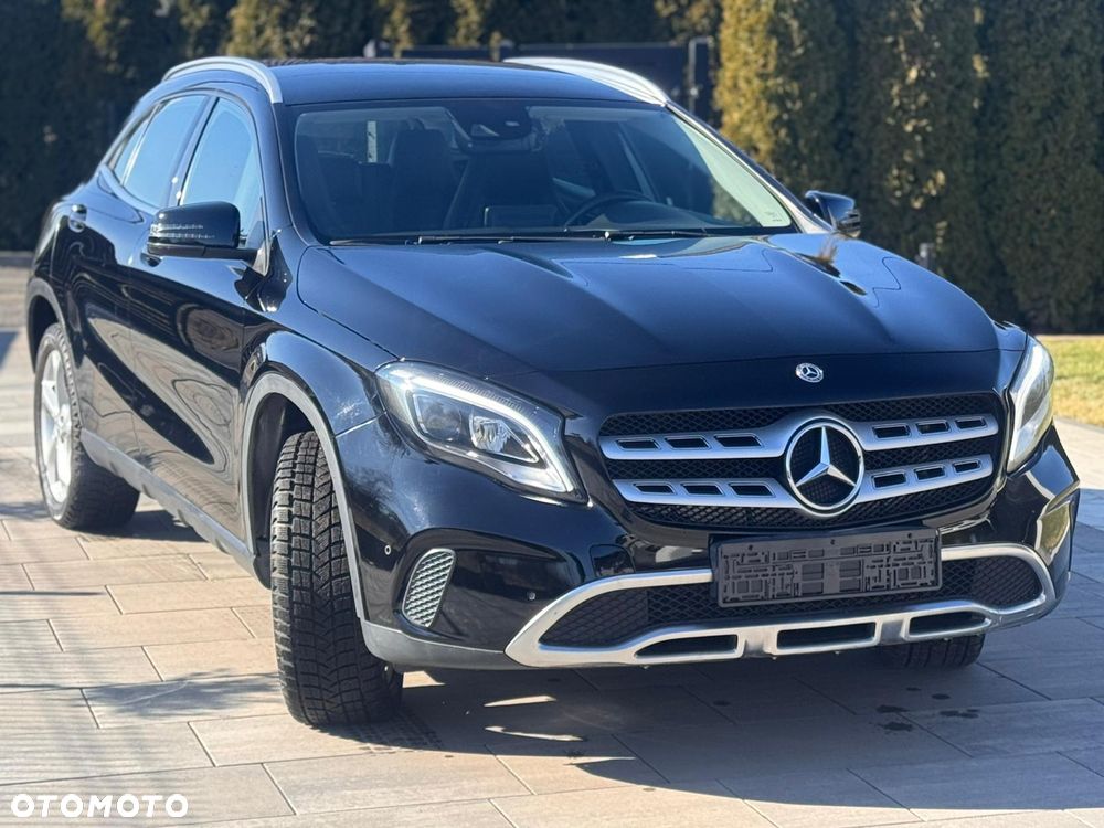 Mercedes-Benz GLA 180 d - 2