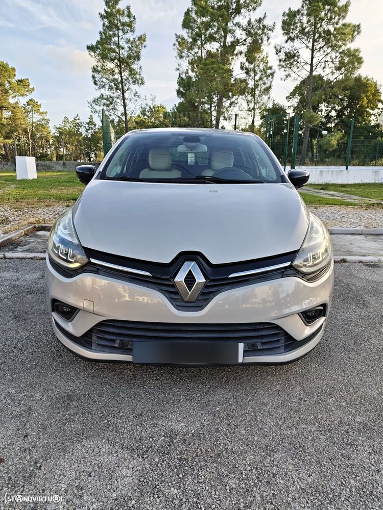 Renault Clio 1.5 dCi Initiale Paris - 2