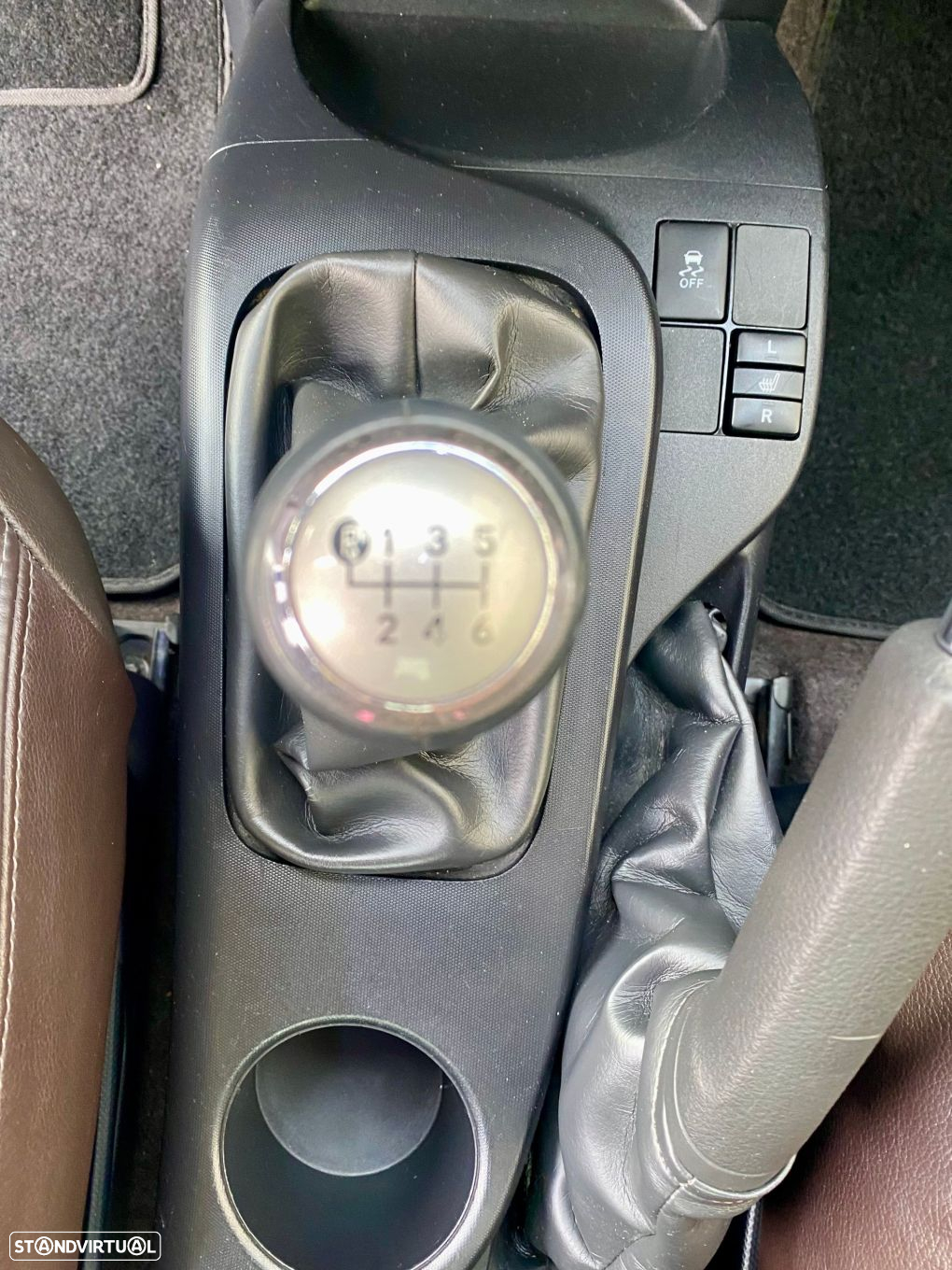 Toyota iQ 1.4 D-4D 2 NAVI+Bluetooth - 14