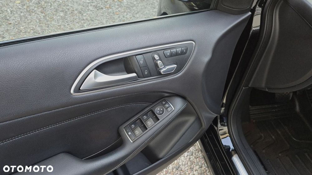 Mercedes-Benz Klasa B 250 4-Matic AMG Line - 8