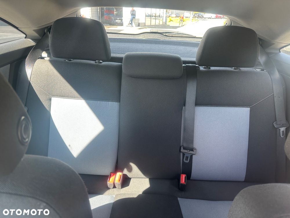 Opel Astra 1.6 Enjoy - 14