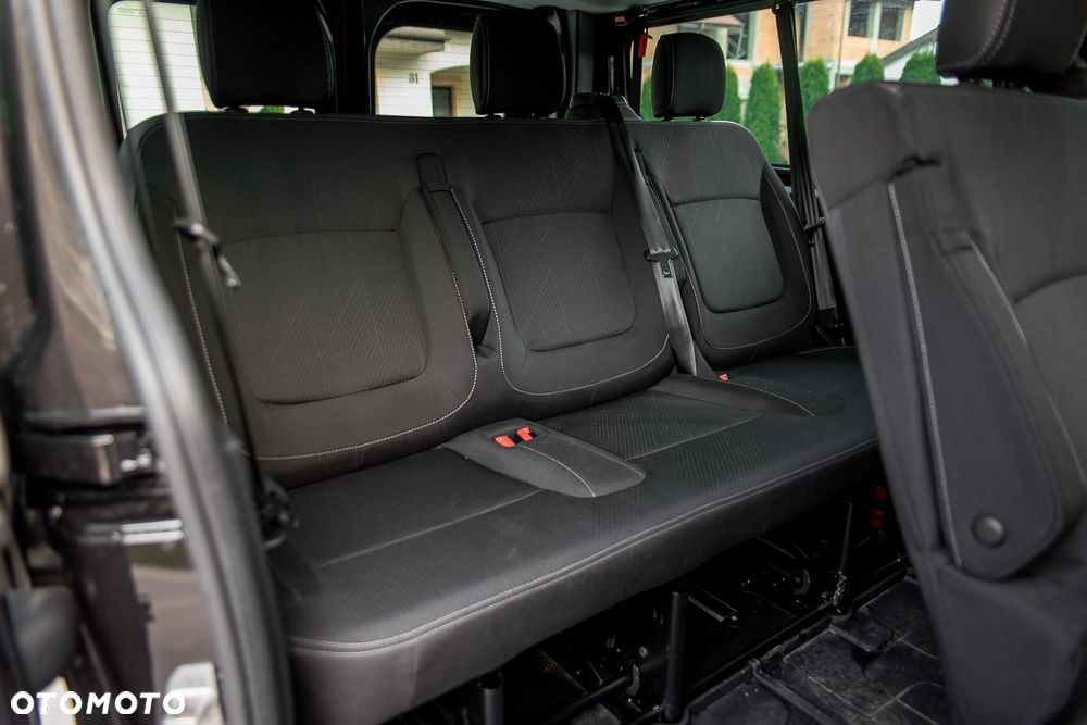 Renault Trafic 2.0 dCi EDC - 33