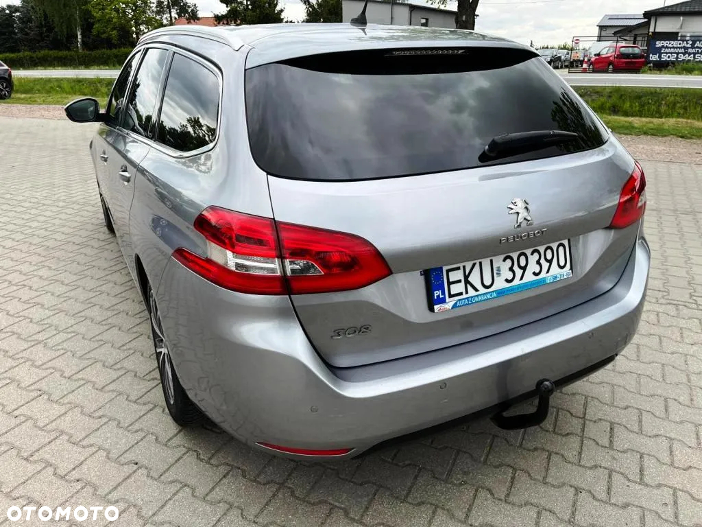Peugeot 308 SW 1.6 e-HDi Allure S&S - 12
