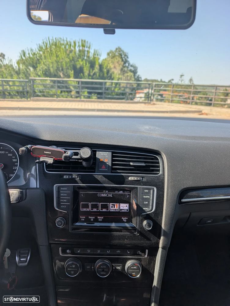VW Golf GTI BlueMotion - 14