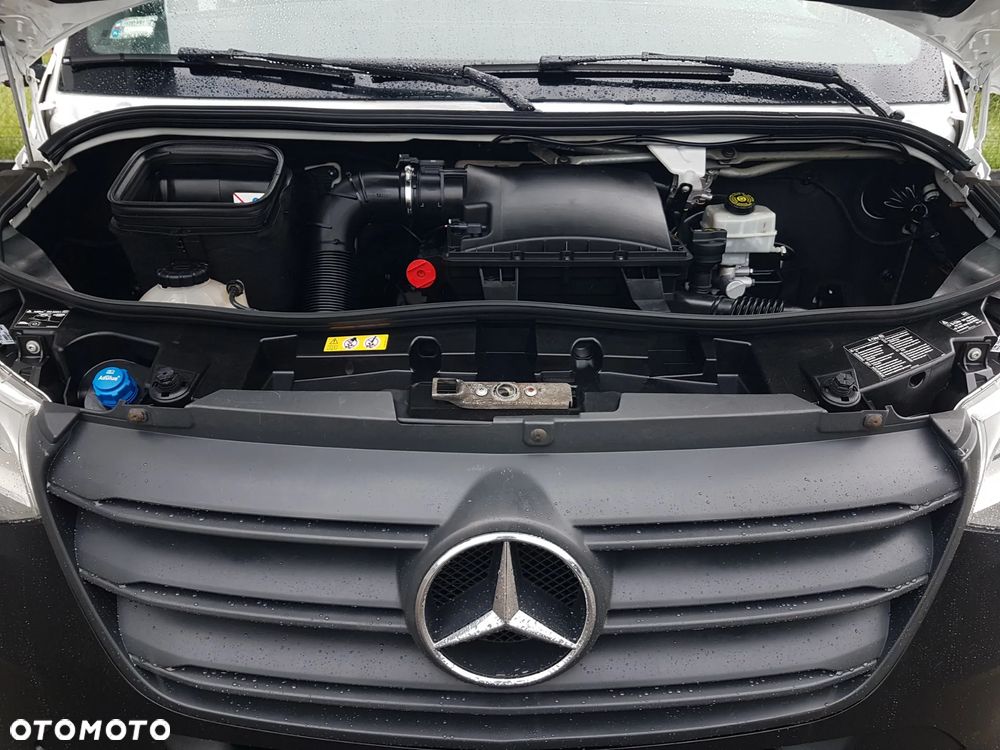 Mercedes-Benz Sprinter 8EP KONTENER 4,22x2,15x2,30 KLIMA 314CDI MANUAL 6-BIEGÓW KRAJOWY - 13