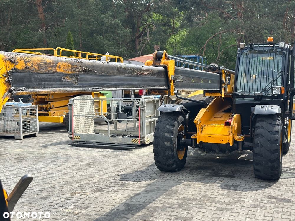 JCB 535-95 - 25
