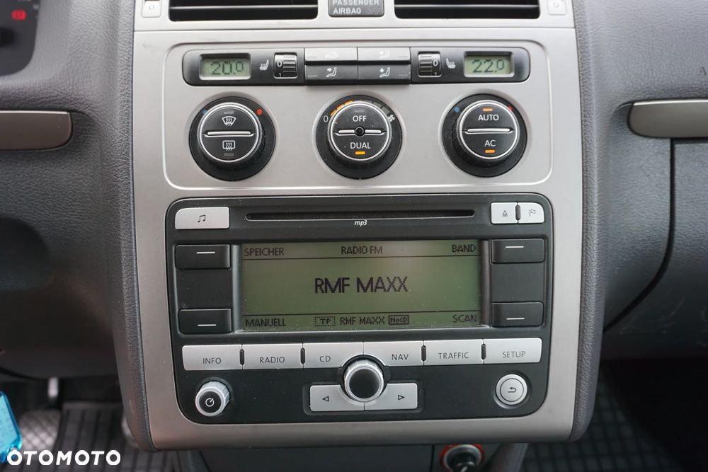 Volkswagen Touran 2.0 TDI Q-Line - 20
