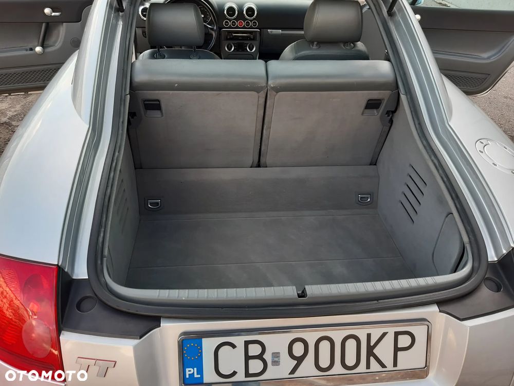 Audi TT Coupé 1.8T - 22