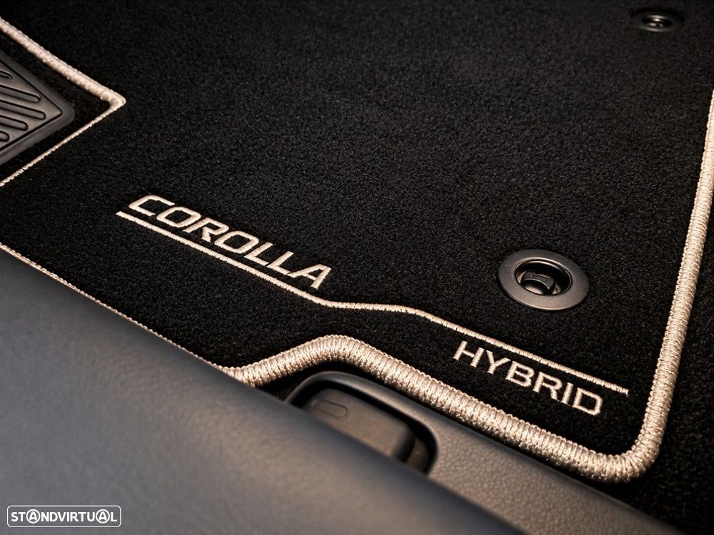Toyota Corolla 1.8 Hybrid Comfort - 29