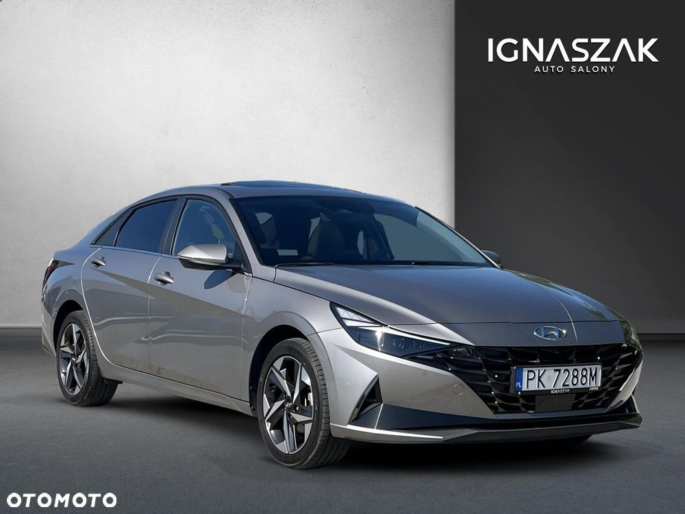 Hyundai Elantra - 8