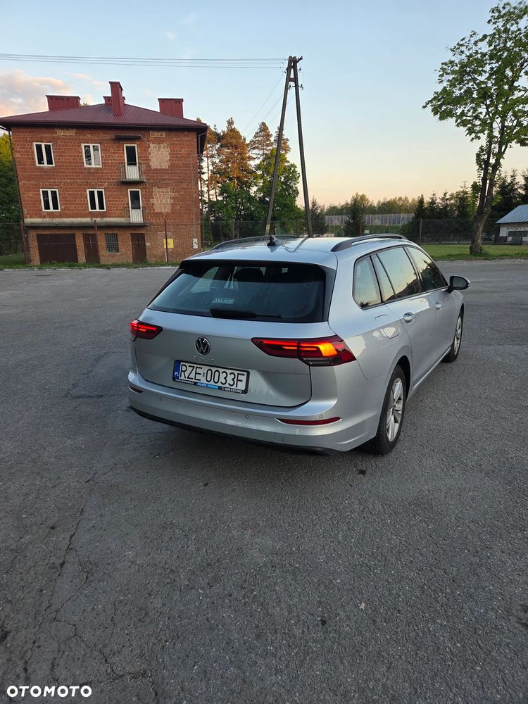 Volkswagen Golf 2.0 TDI Life - 3