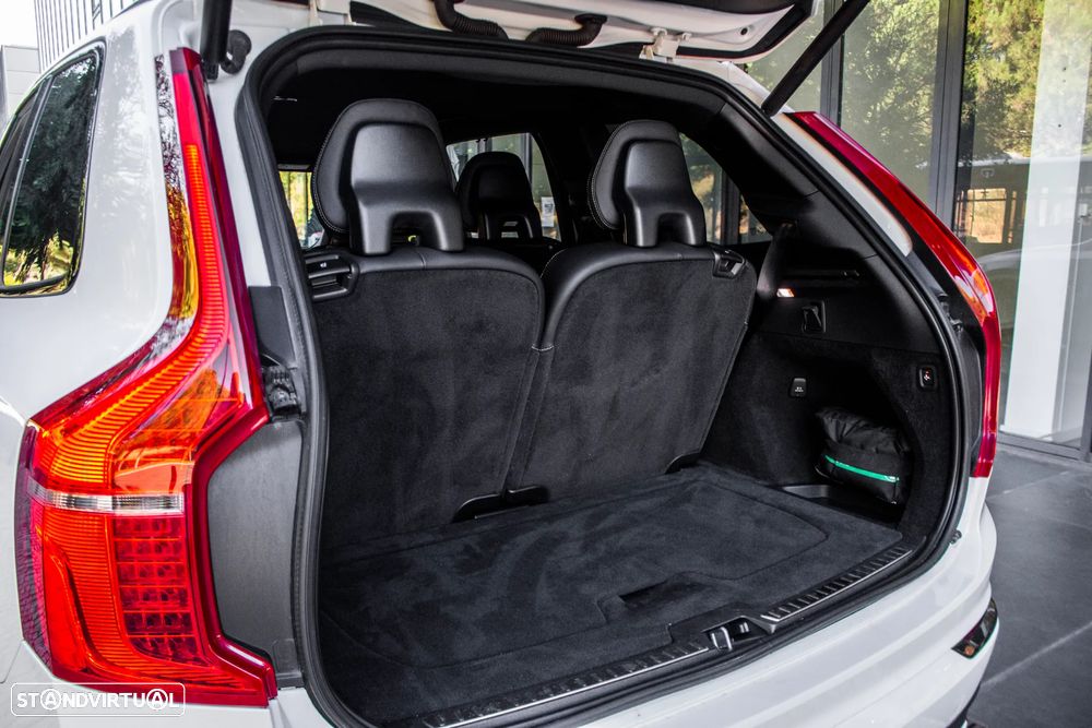 Volvo XC 90 2.0 T8 PHEV Plus Dark AWD - 29