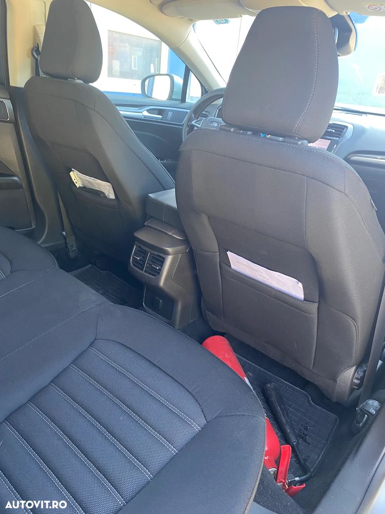 Ford Mondeo 2.0 TDCi Business - 12