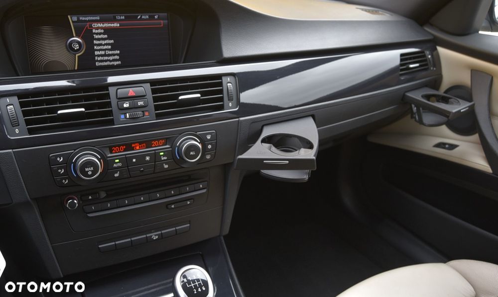 BMW Seria 3 325xi - 31