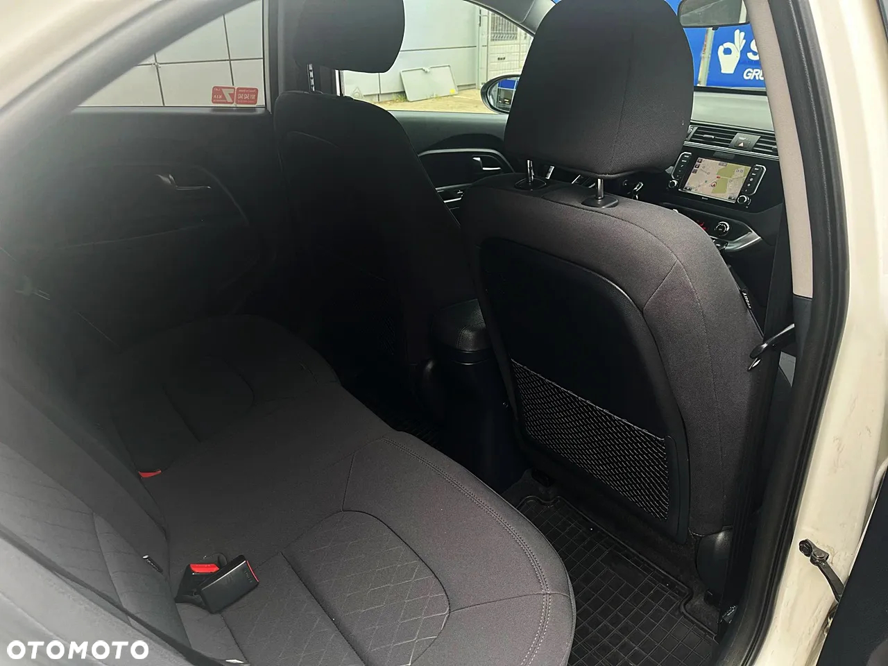Kia Rio 1.4 Business Line Plus - 11