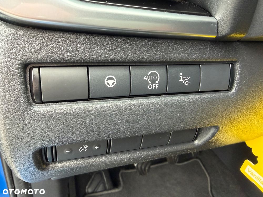 Nissan Qashqai 1.3 DIG-T N-Connecta - 27