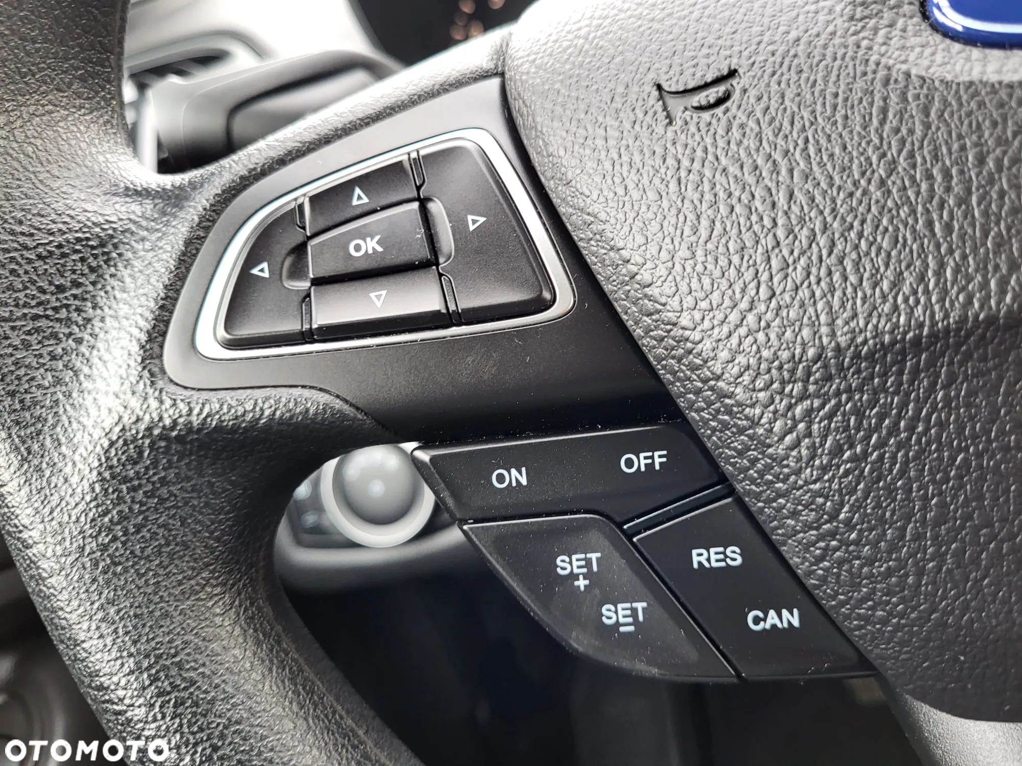 Ford Kuga - 31